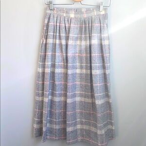 Vintage plaid midi skirt with pockets